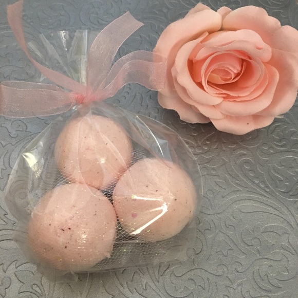 handmade Other - 3 Vanilla Rose petals bath bomb fizzy set bombs